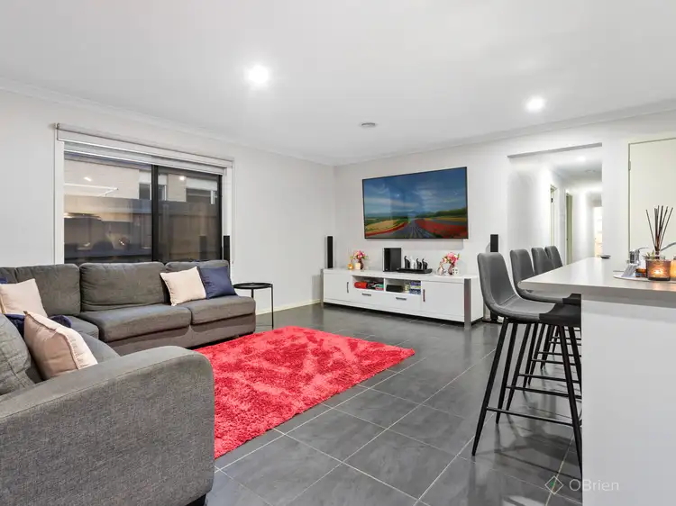 Second view of Homely house listing, 32 The Glade, Hampton Park VIC 3976