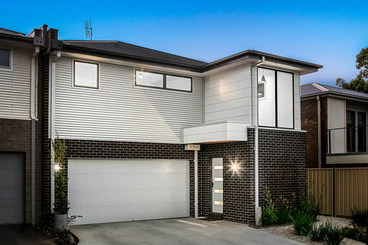 Main view of Homely townhouse listing, 9 Lorne Terrace, Flora Hill VIC 3550