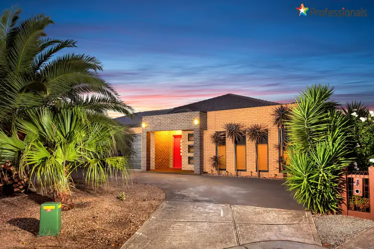 Second view of Homely house listing, 8 Mavora Court, Taylors Hill VIC 3037