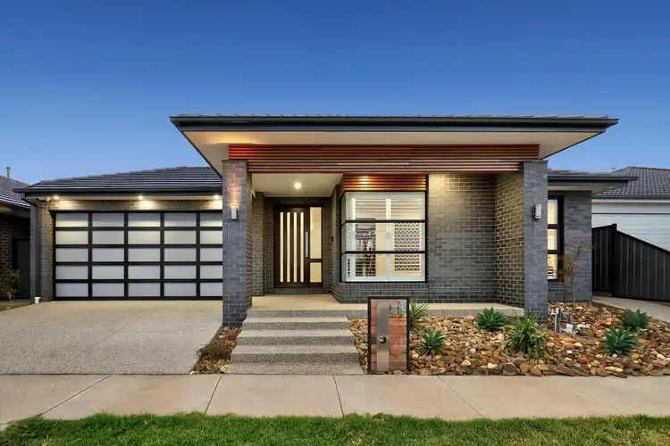 21 Mundaring Crescent, Craigieburn VIC 3064
