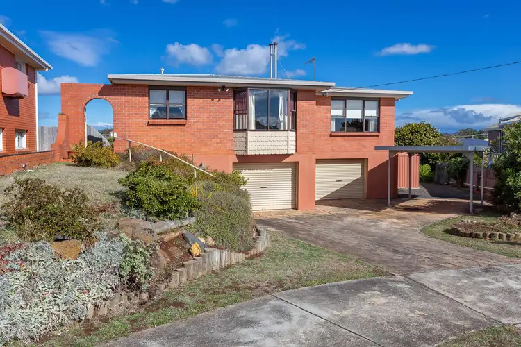 8 Haines Place, Devonport TAS 7310
