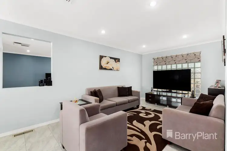 Fifth view of Homely house listing, 18 Westleigh Court, Mill Park VIC 3082