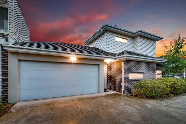 2/38 Buckingham Street, Sydenham VIC 3037