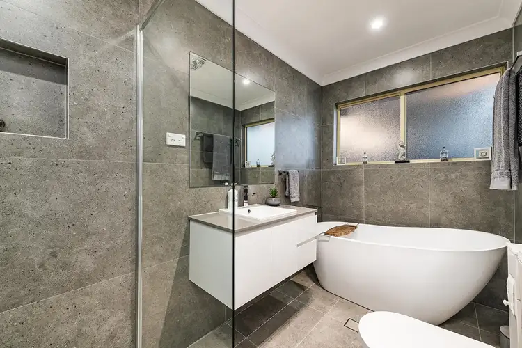 Sixth view of Homely house listing, 8 Aminya Crescent, Bradbury NSW 2560