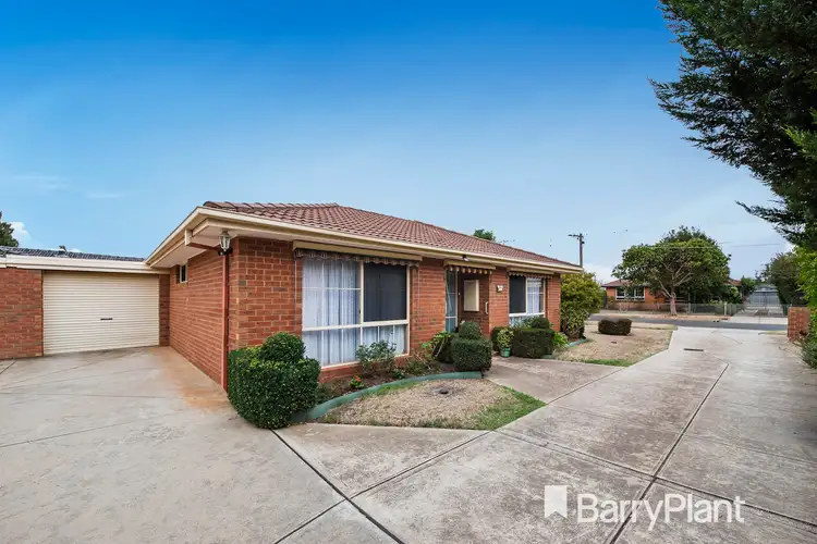 1/7 Toolern Street, Melton South VIC 3338
