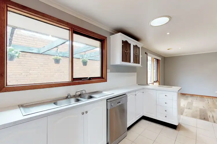 Fourth view of Homely house listing, 2 Lamprey Court, Traralgon VIC 3844