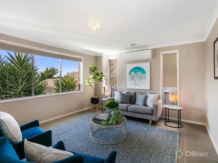 21 Galilee Drive, Sandhurst VIC 3977