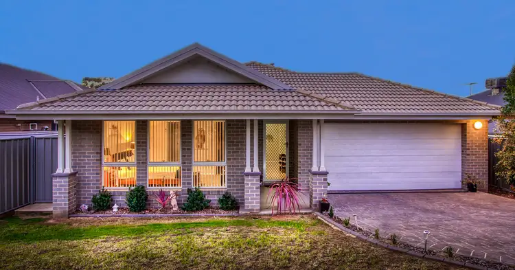 18 Smiggins Drive, Thurgoona NSW 2640