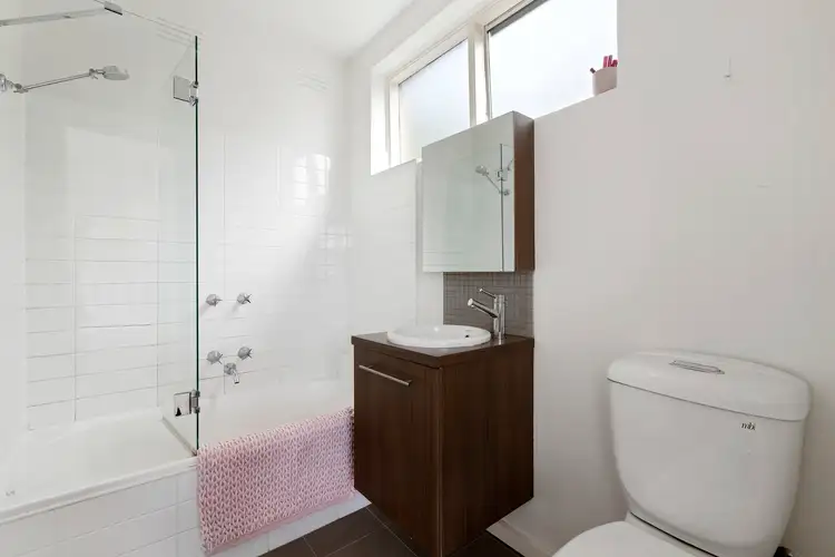 Fourth view of Homely unit listing, 2/2 May Grove, South Yarra VIC 3141