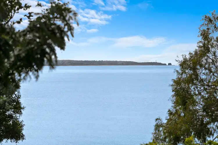 17 Moorhouse Street, Lorne VIC 3232