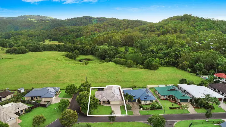 1 Rungert Court, Mooloolah Valley QLD 4553