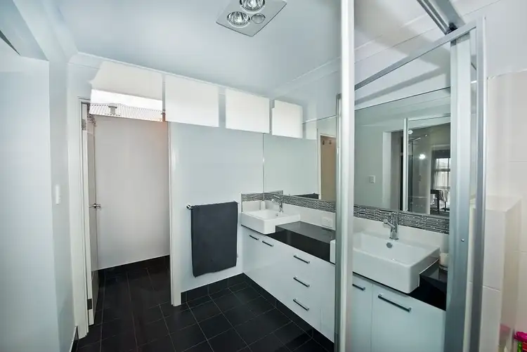 Sixth view of Homely house listing, 10 Satellite Close, Mckail WA 6330