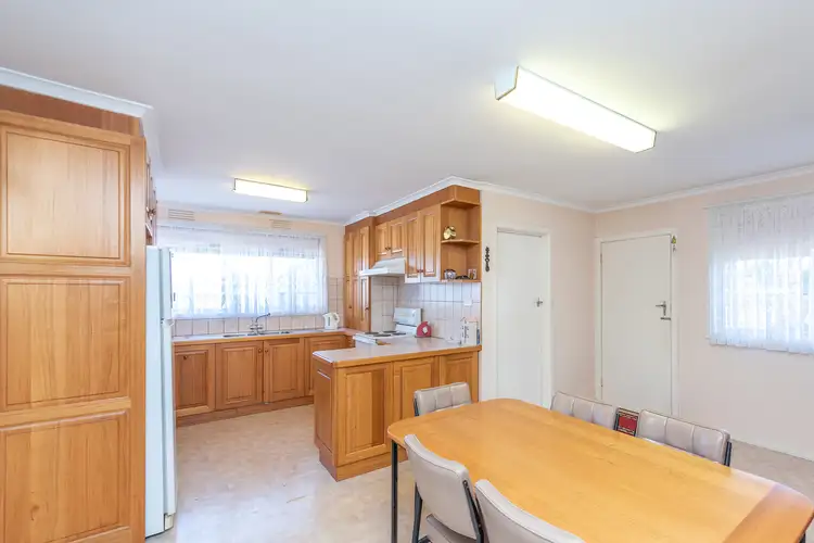 Second view of Homely house listing, 7 Manton Court, Thomastown VIC 3074