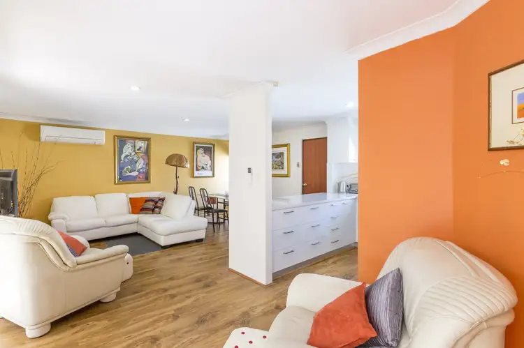 2/327 Canning Highway, Como WA 6152