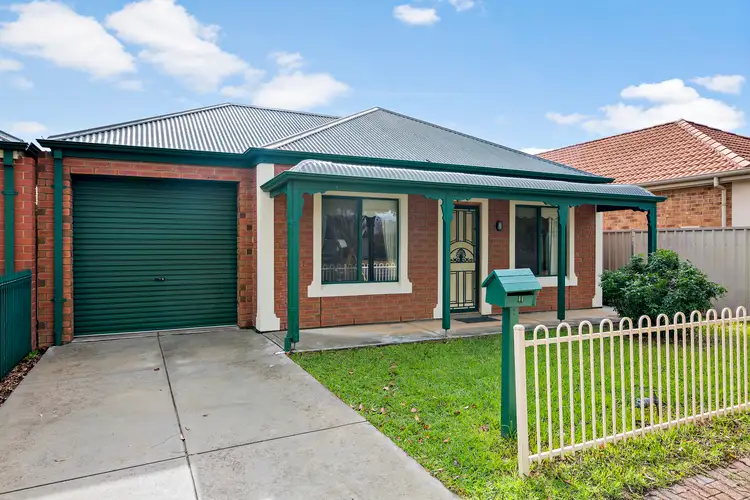 11 Lanark Avenue, Mitchell Park SA 5043
