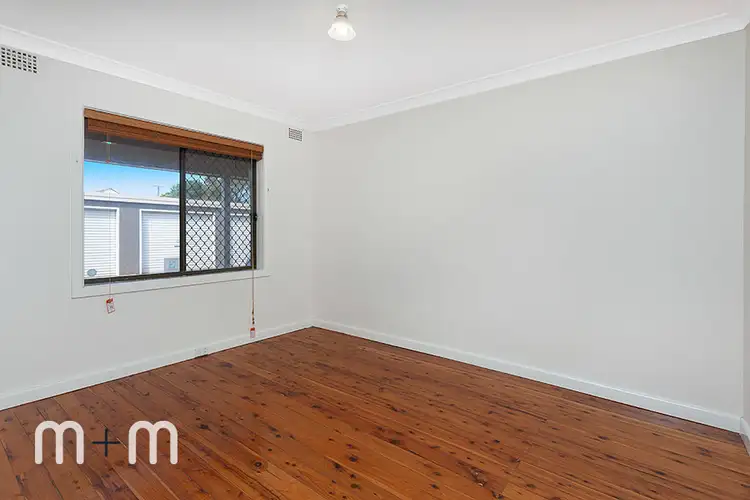 Fifth view of Homely apartment listing, 5/10 Kiandra Road, Woonona NSW 2517