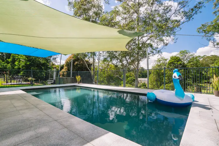 2 Shekinah Court, West Woombye QLD 4559