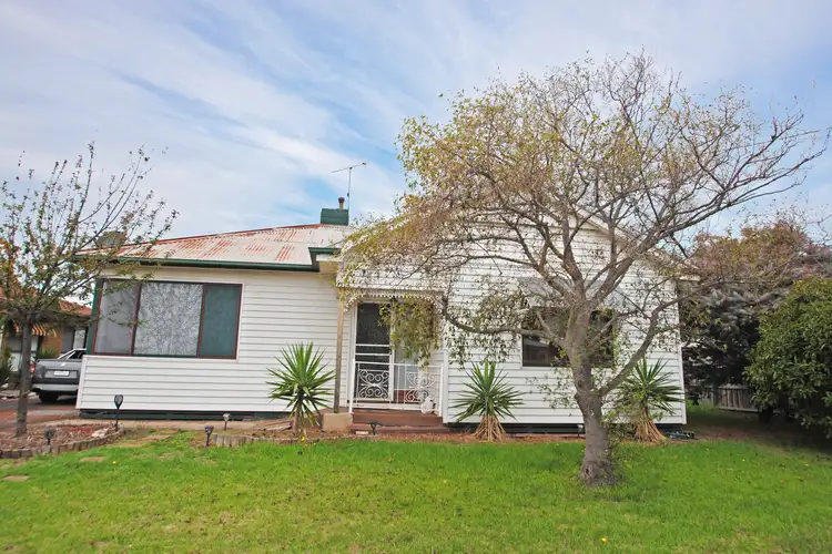 53 Lindsay Street, Heywood VIC 3304