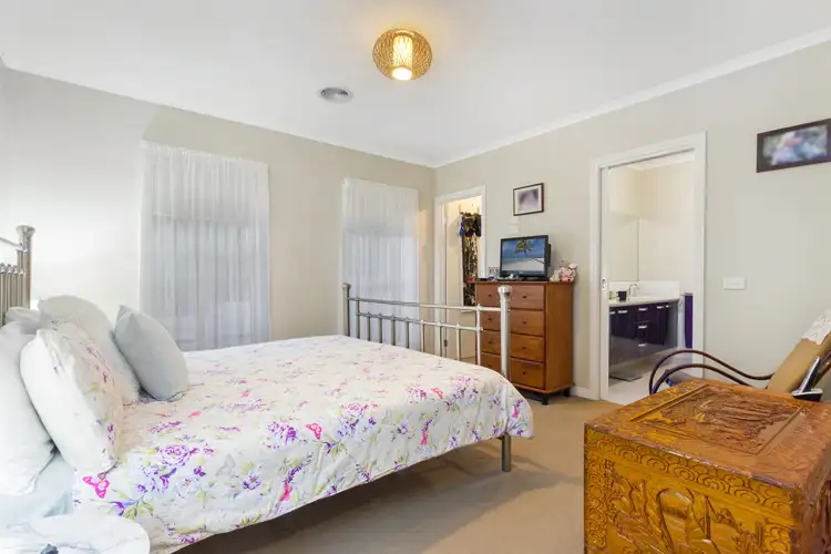 Sixth view of Homely house listing, 2 Skibo Heights, White Hills VIC 3550