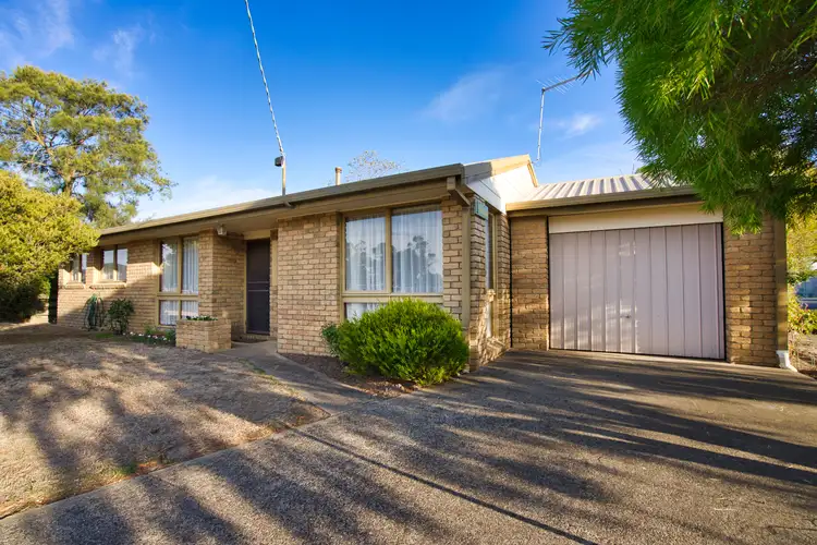 1 Valentine Street, Delacombe VIC 3356