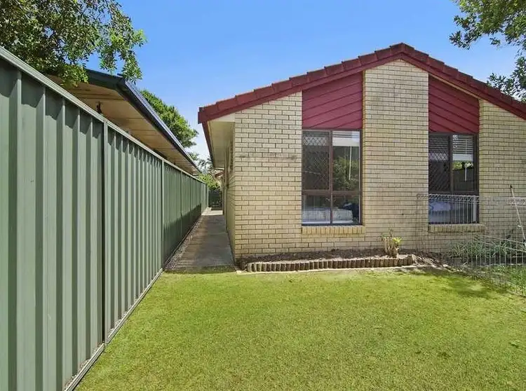 Second view of Homely semi-detached listing, 2/16 Second Avenue, Palm Beach QLD 4221