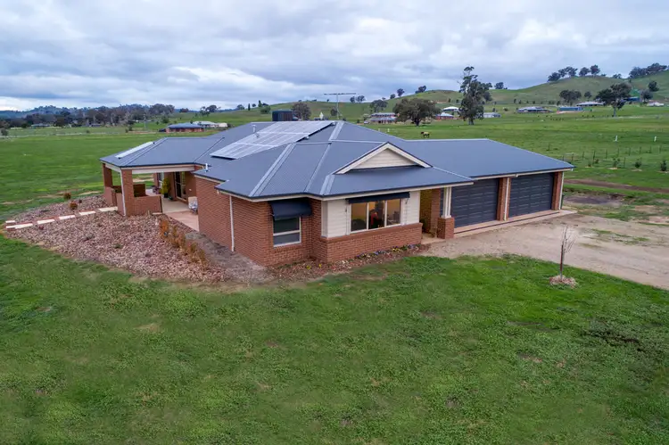 7 Gardenia Place, Jindera NSW 2642