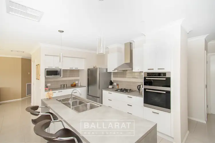Fifth view of Homely house listing, 8 Whirrakee Drive, Maryborough VIC 3465