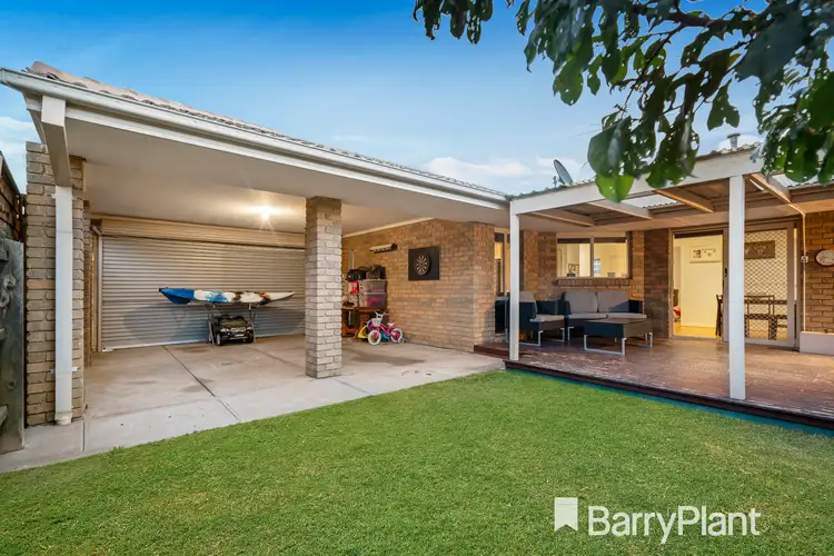 Second view of Homely house listing, 5 Lorraine Close, Hoppers Crossing VIC 3029