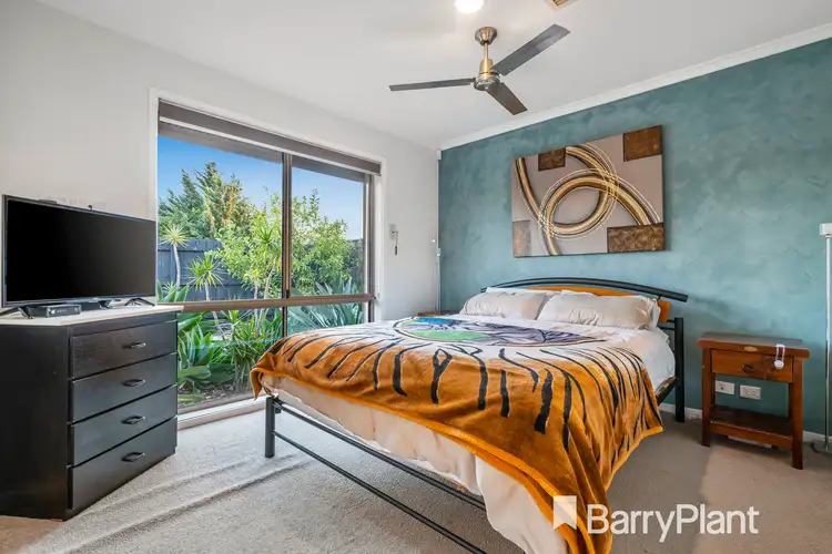 Fifth view of Homely house listing, 5 Lorraine Close, Hoppers Crossing VIC 3029