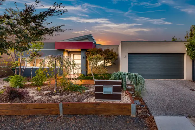 11 Scott Lane, Taylors Hill VIC 3037