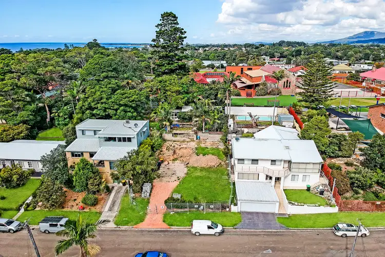 43 Hutton Avenue, Bulli NSW 2516