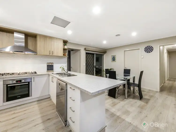 Second view of Homely house listing, 5 Rolstone Court, Narre Warren VIC 3805