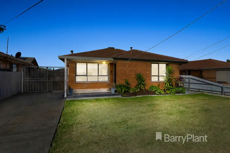 32 Oulton Street, Fawkner VIC 3060