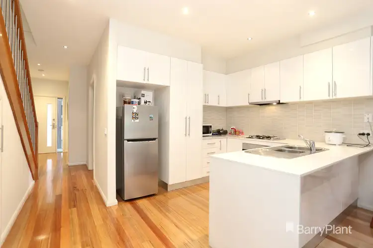 Second view of Homely townhouse listing, 2/27 Finchley Avenue, Glenroy VIC 3046