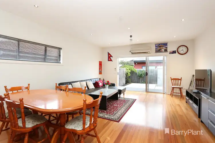 Third view of Homely townhouse listing, 2/27 Finchley Avenue, Glenroy VIC 3046