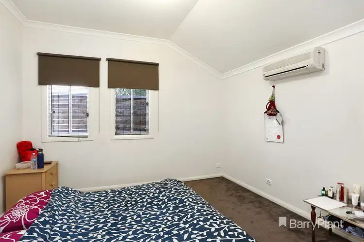 Fourth view of Homely townhouse listing, 2/27 Finchley Avenue, Glenroy VIC 3046