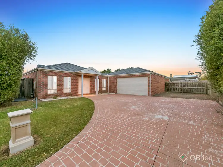 Second view of Homely house listing, 31 Gillian Place, Pakenham VIC 3810