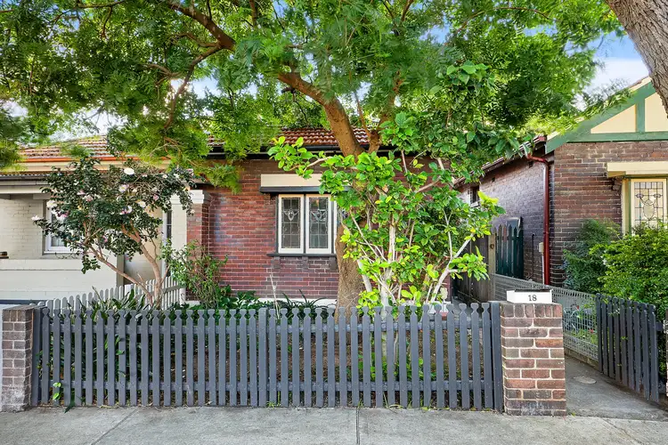18 Jarvie Avenue, Petersham NSW 2049