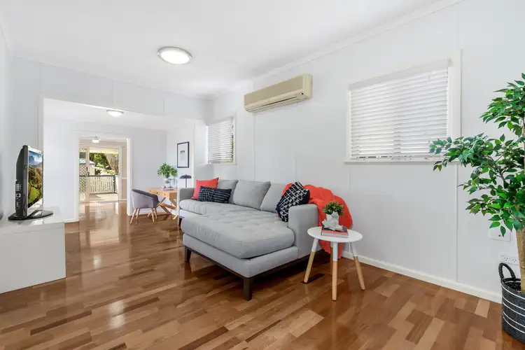 123 Sibley Road, Wynnum West QLD 4178