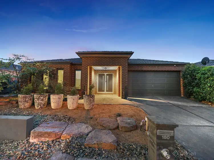 180 Linsell Boulevard, Cranbourne East VIC 3977