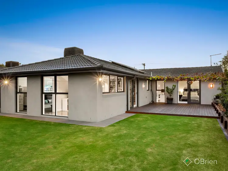 16 Bridgewater Drive, Dingley Village VIC 3172
