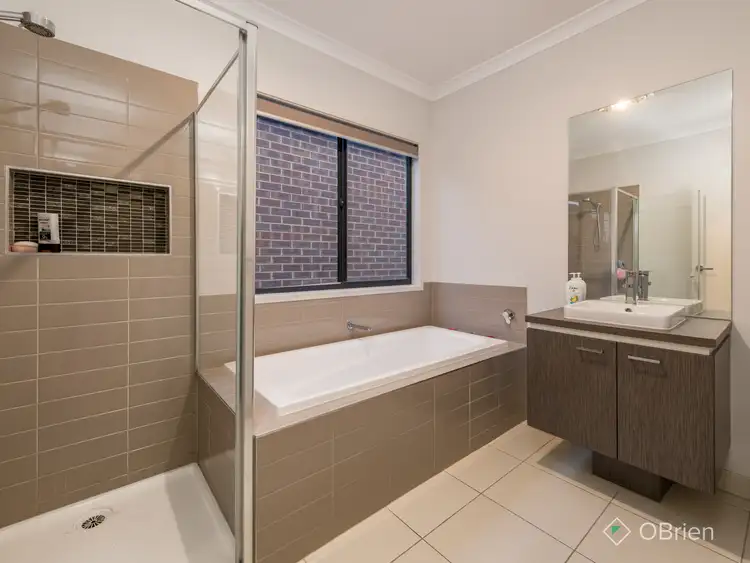 Sixth view of Homely house listing, 35 Higgins Street, Fraser Rise VIC 3336