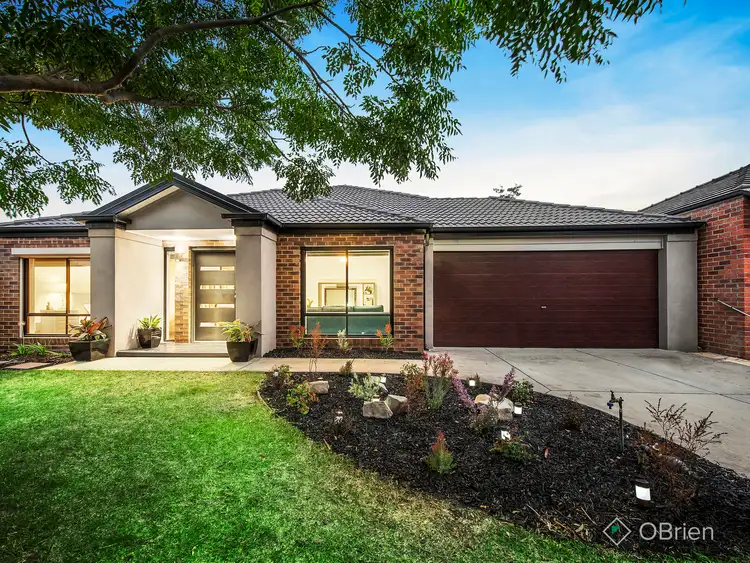 4 The Grove, Keysborough VIC 3173
