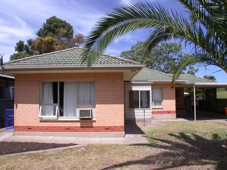 4 Noami Avenue, Morphett Vale SA 5162