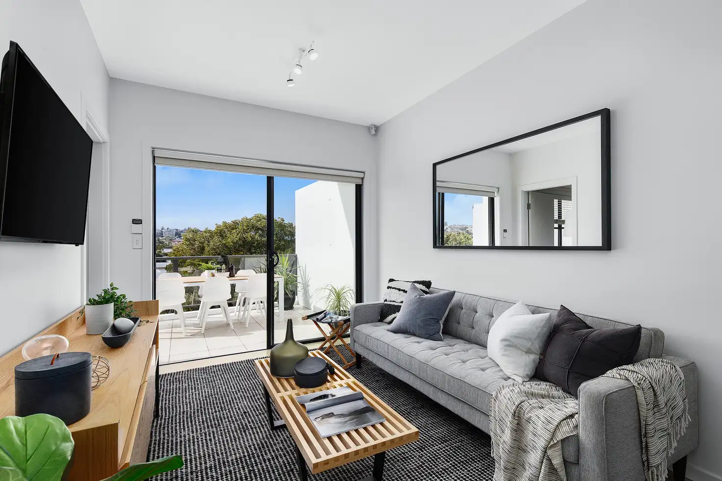 Main view of Homely apartment listing, 2/4 Shaw Street, North Bondi NSW 2026