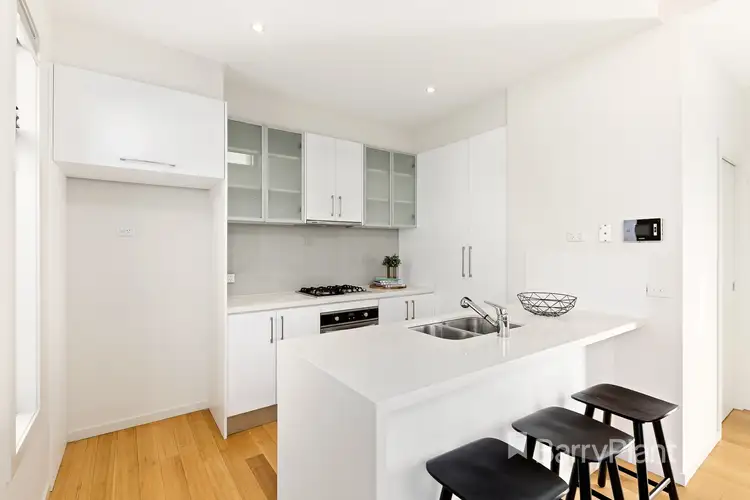 Third view of Homely townhouse listing, 2/262 Reynard Street, Coburg VIC 3058