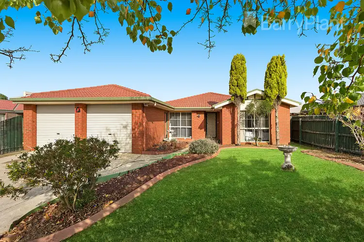 6 Parnell Court, Roxburgh Park VIC 3064