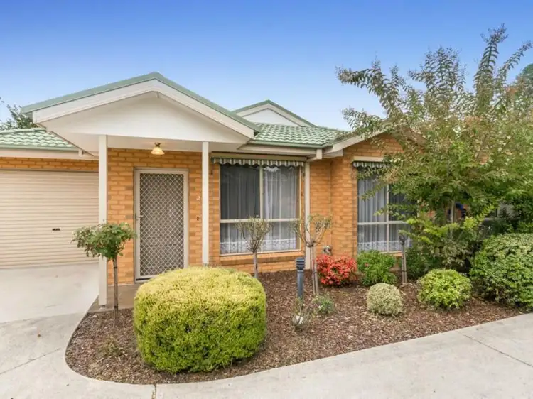 2/207-209 Wantirna Road, Ringwood VIC 3134