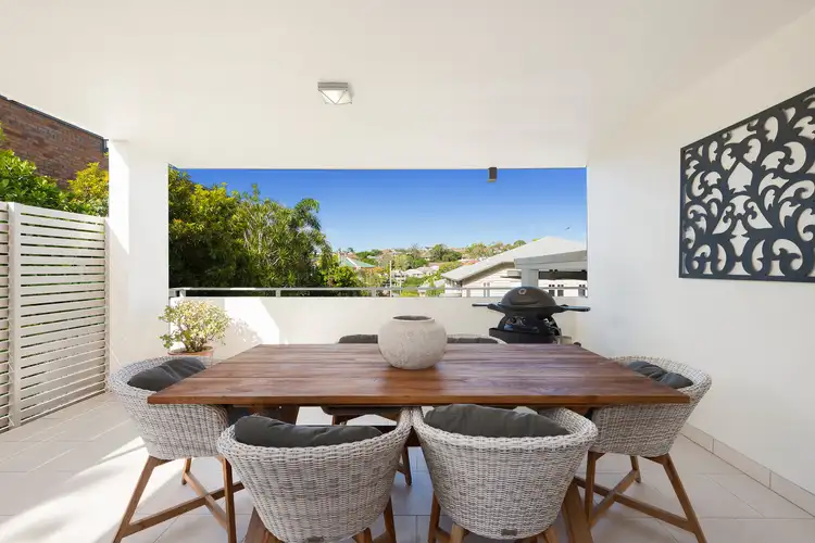 1/86 Pembroke Road, Coorparoo QLD 4151