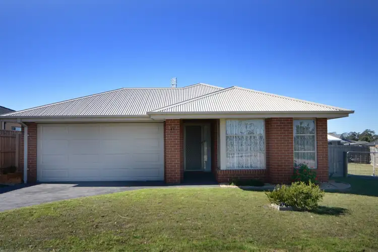 43 Coast Avenue, Paynesville VIC 3880